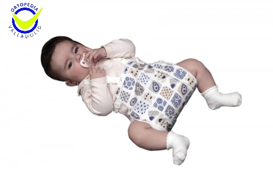 la cadera del bebé y el uso de pañales de tela
